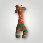 Zsibi zsiráf színes kézműves textilfigura zöld barna pöttyös