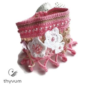 Miss Mandel mandzsettakarkötő 