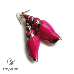 Ragyogó spirálkagyló fülbevaló fuxia