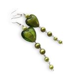 Zöld szíves hosszú gyöngyfülbevaló