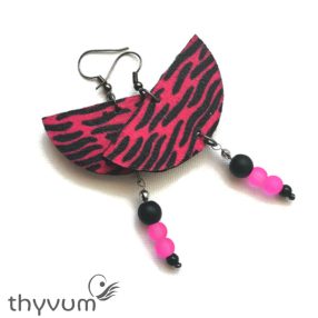 Rezonancia magenta félhold fülbevaló