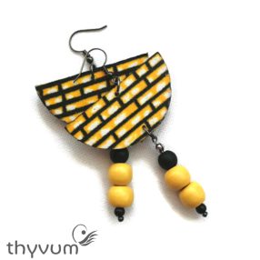 Zuri sárga téglamintás félhold fülbevaló 