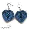 Farmerkék színű horgolt fülbevaló – kézzel készült, egyedi kézműves ékszer, bohém és nőies stílusban