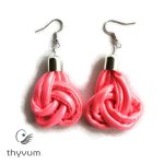 Gordiusz metálfényű UV rózsaszín fülbevaló