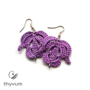 Lila tulipán horgolt fülbevaló – kézzel készült, egyedi kézműves ékszer, bohém - etno stílusban