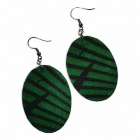   Ovális színes fülbevaló afrikai textilből Zöld tűleveles