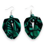 Moyo Leaf smaragdzöld kézzel készült afrikai textil fülbevaló hajtogatott levél formával