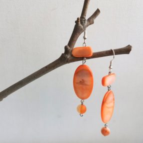 Nap tüze kagylógyöngy fülbevaló