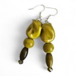 Nomad Spirit olívazöld rusztikus kerámia gyöngyfülbevaló