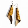 Piruett aranyfolyam fülbevaló-valódi bőrrel készült arany- napsárga textilékszer