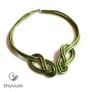 Duplacsavar fonott nyakék- világoszöld textilékszer
