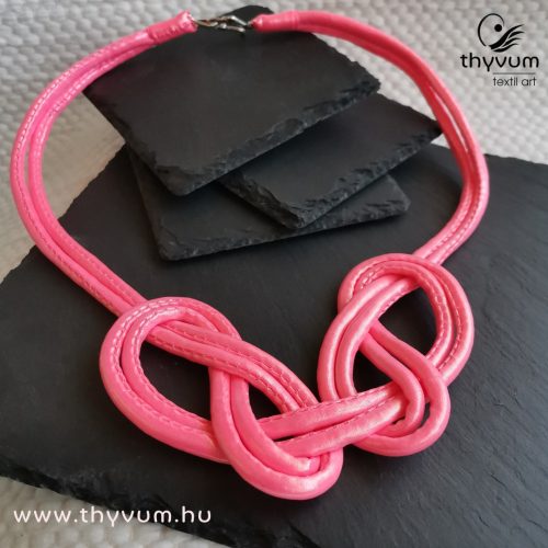 Duplacsavar fonott nyakék- Barbie rózsaszín UV textilékszer