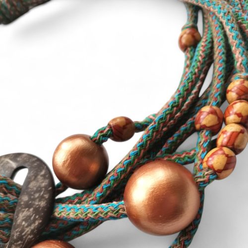 Solara fémmentes zöld textil nyaklánc nagyméretű bronz színű fagyöngyökkel