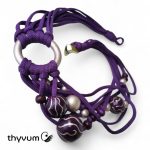 Bubblea lila nyaklánc, textilékszer festett óriásgyöngyökkel