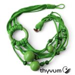 Bubblea élénk zöld fonal nyaklánc, textilékszer óriásgyöngyökkel