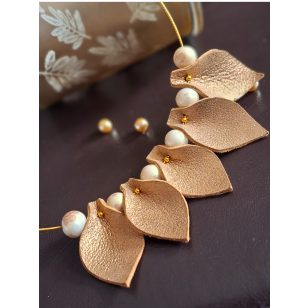 Lumira elegáns bőr nyaklánc bronz tónusban