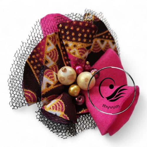 Fodortánc kitűző pink-magenta-arany