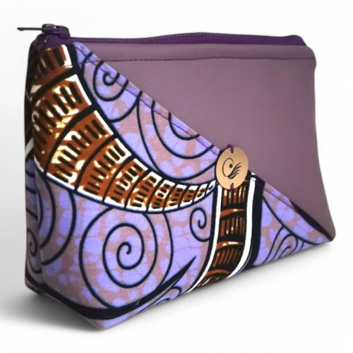 Forgószél lila színű normál méretű neszesszer